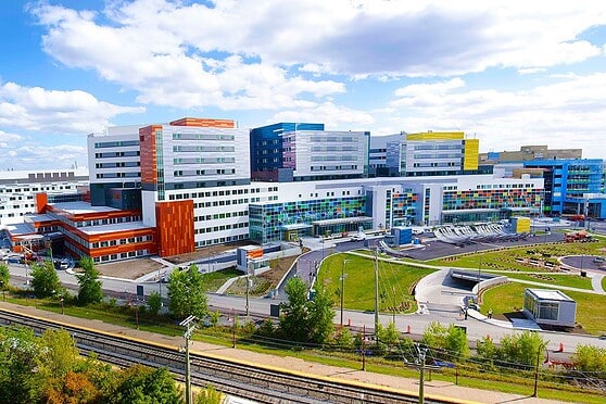 US hospital chain Canada market entry